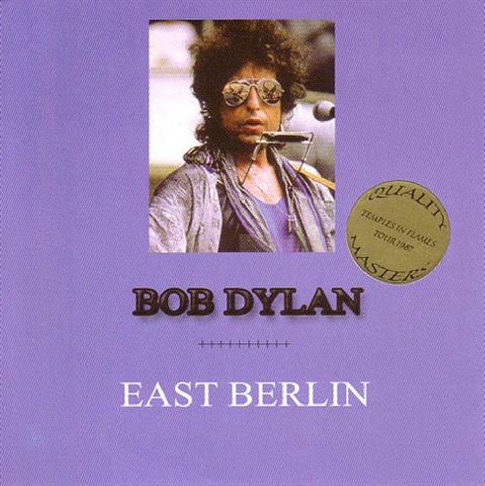 BobDylan1987-09-17TreptowerFestwieseEastBerlinGermany (1).jpg